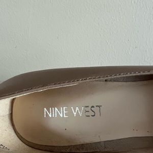Really gorgeous Nine West 5 inch heels.